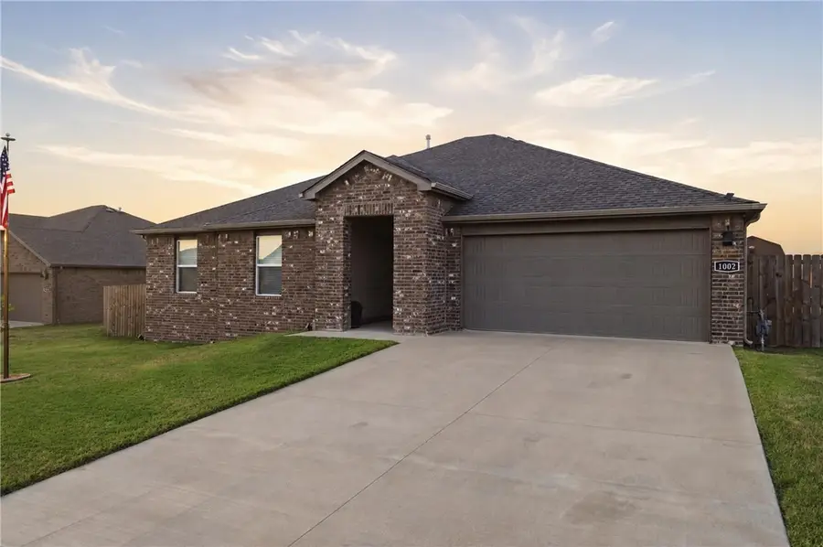 1002 Emerald Street, Prairie Grove, AR 72753 - #3