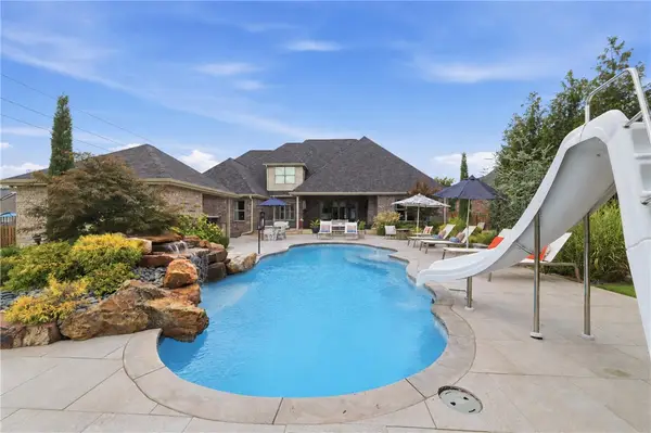 325 Angel Falls Lane, Springdale, AR 72762