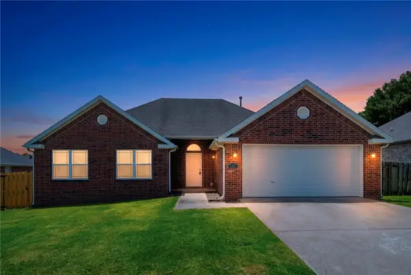 5337 Monica Marie Avenue, Springdale, AR 72762