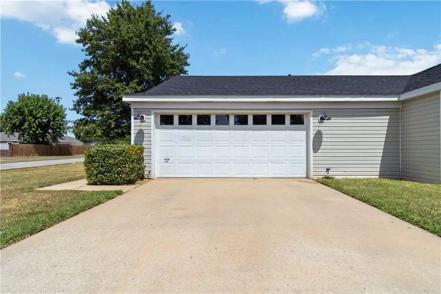 765 Hackberry, Springdale, AR 72762 - #2