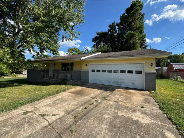 870 Cannie Baker Road, Mountain Home, AR 72653