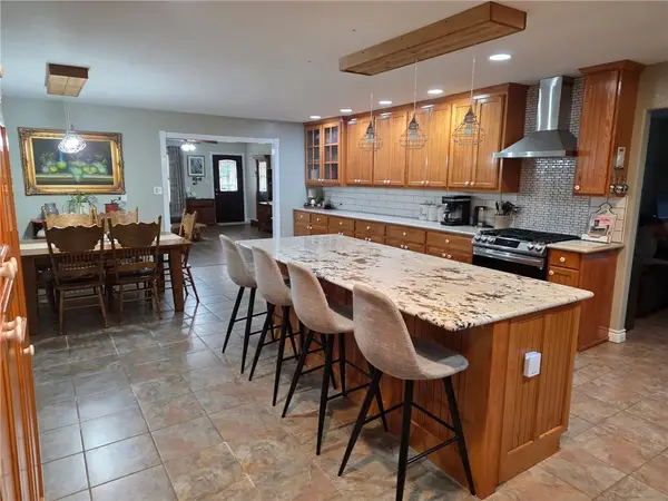 2271 Mally Wagnon Road, Fayetteville, AR 72701
