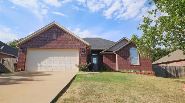 211 Necessary Drive, Rogers, AR 72758