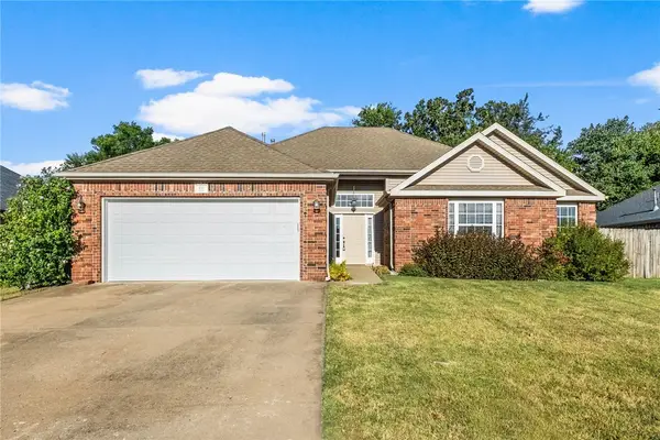 791 Walker Street, Centerton, AR 72719