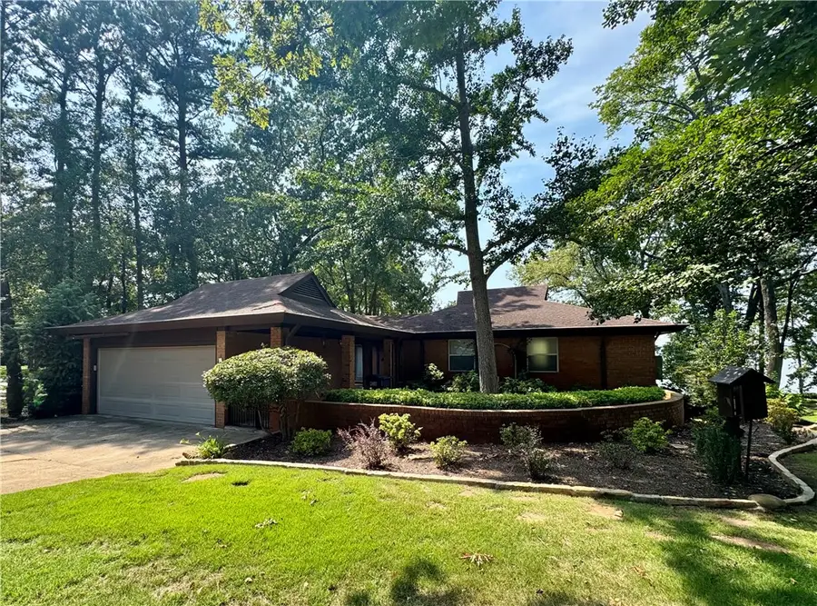 128 Lakeview Circle, Russellville, AR 72802 - #2