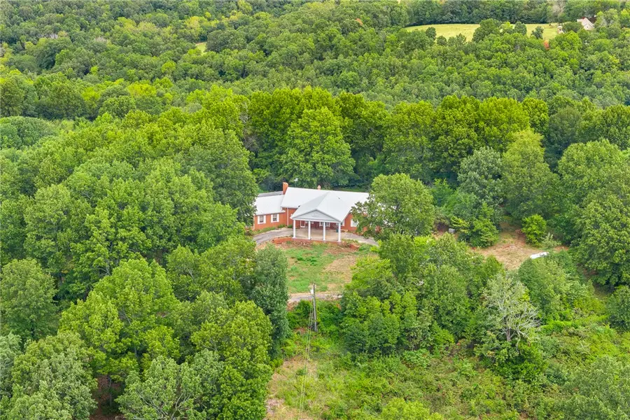 1047 Nc 4055, Western Grove, AR 72685 - #3