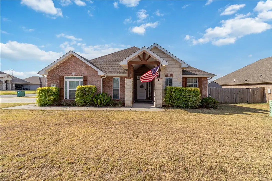 511 Cortland Street, Centerton, AR 72712 - #1