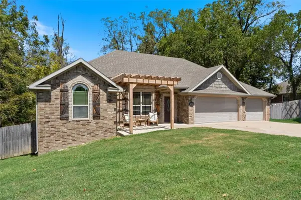 3220 Springhill Avenue, Springdale, AR 72762