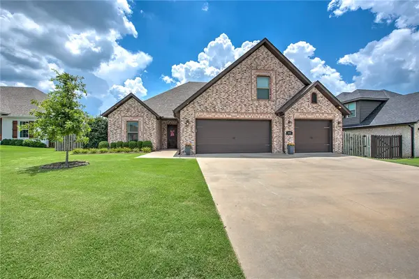 909 Via Firenze Avenue, Springdale, AR 72762