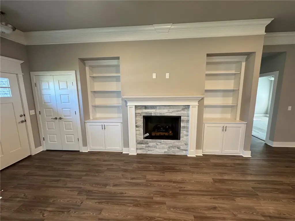263 S Eagle Mountain Street, Prairie Grove, AR 72753 - #1