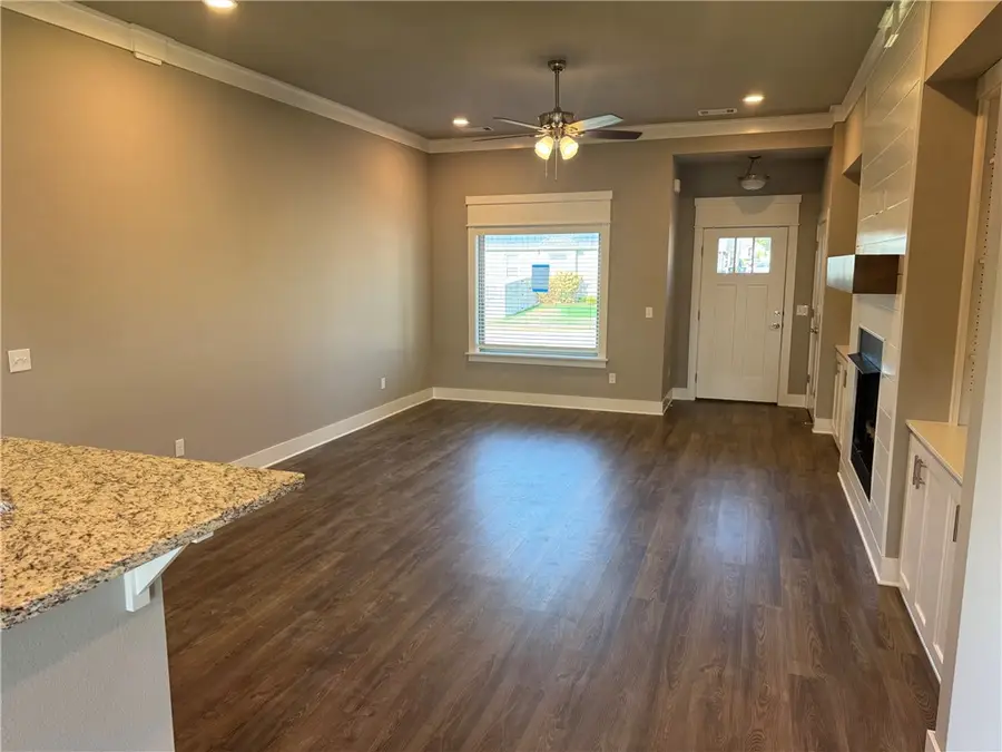 263 S Eagle Mountain Street, Prairie Grove, AR 72753 - #2