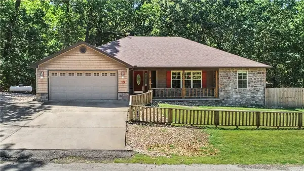 15 Dunholme Drive, Bella Vista, AR 72714