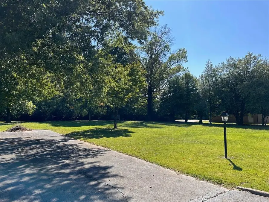 809 NW 8th Street, Bentonville, AR 72712 - #2