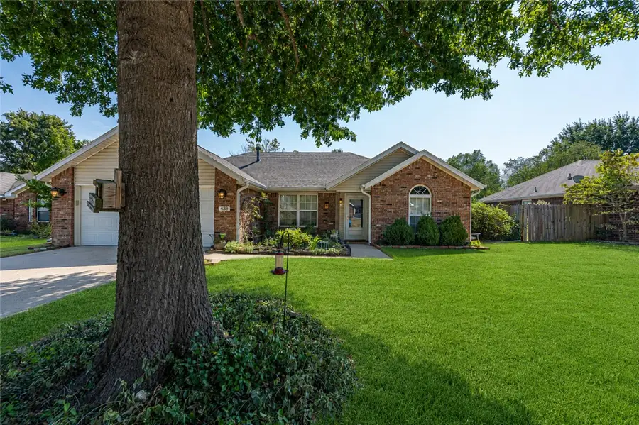 838 S Regency Drive, Fayetteville, AR 72701 - #2