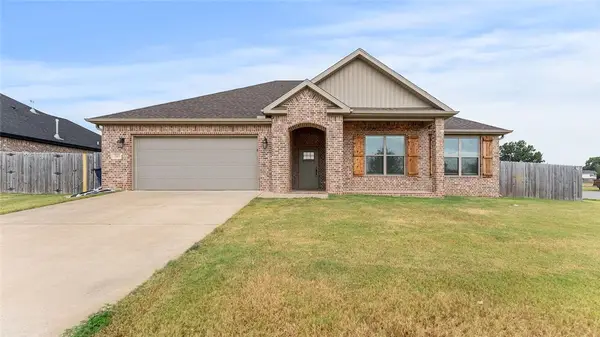 761 Captain Stockton Street, Prairie Grove, AR 72753