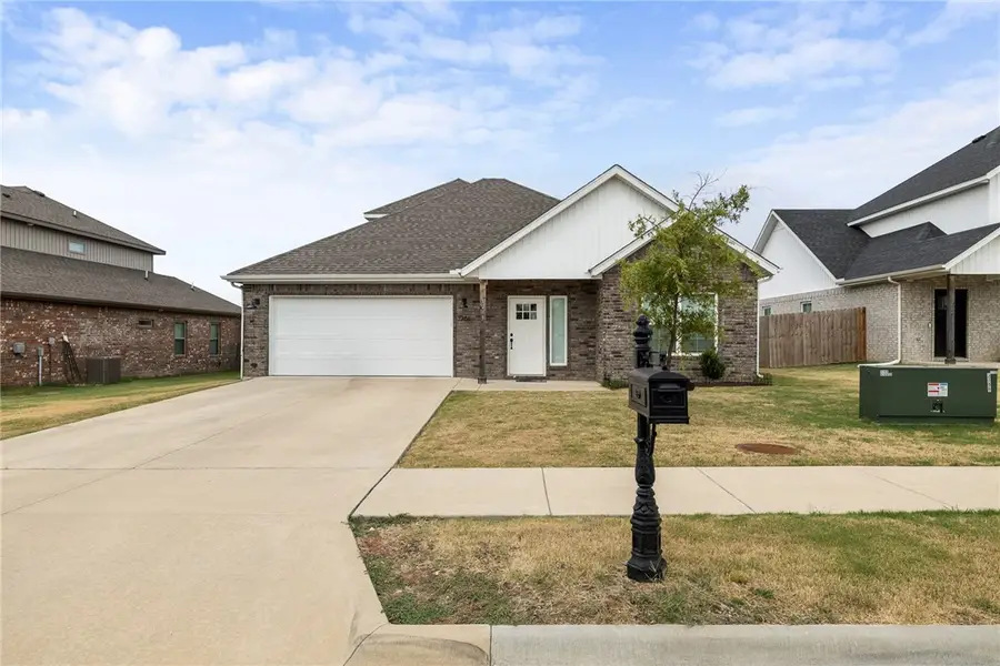 1261 Bootleg Road, Centerton, AR 72719 - #2