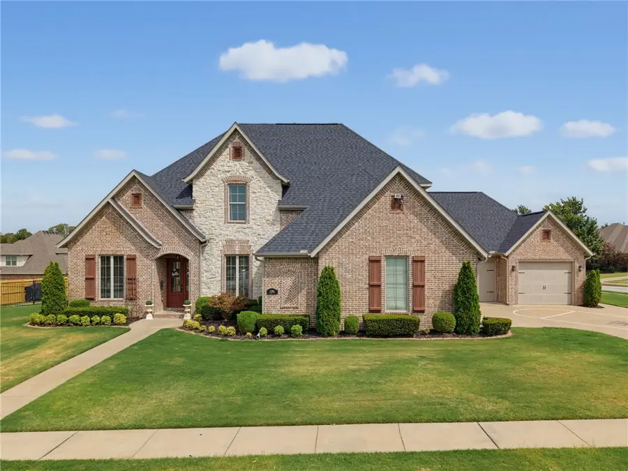 1291 Edinburgh Loop, Elm Springs, AR 72762 - #2