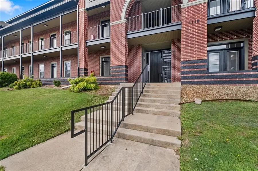 1115 N Leverett Avenue #104, Fayetteville, AR 72703 - #2
