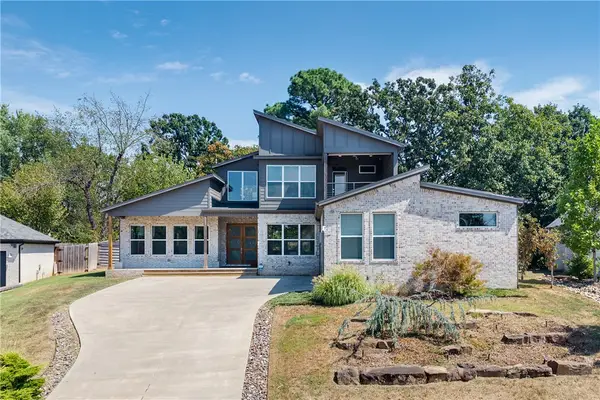 2252 N Windswept Lane, Fayetteville, AR 72703