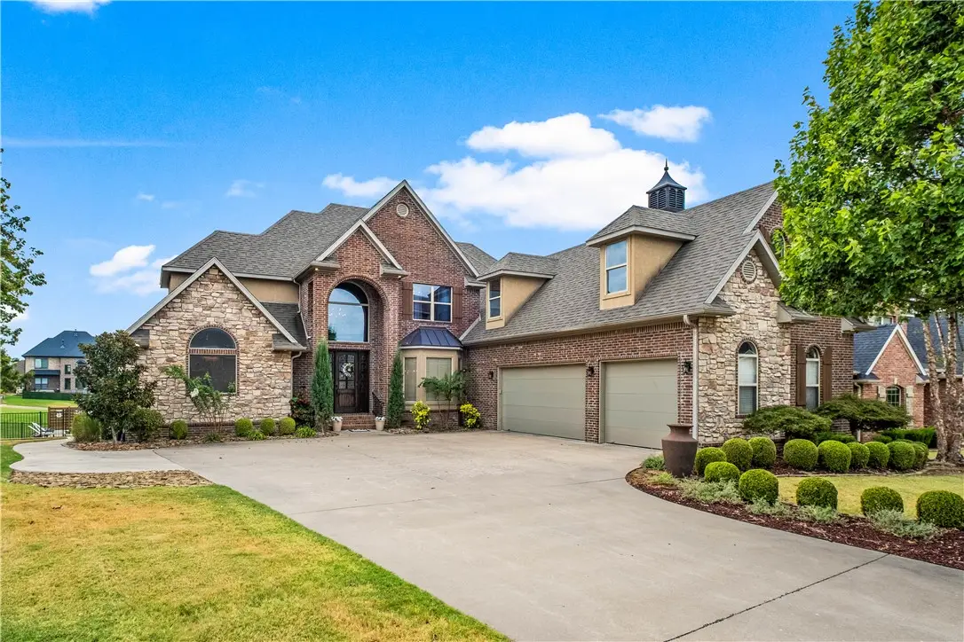 6331 W Valley View Road, Rogers, AR 72758 - #1