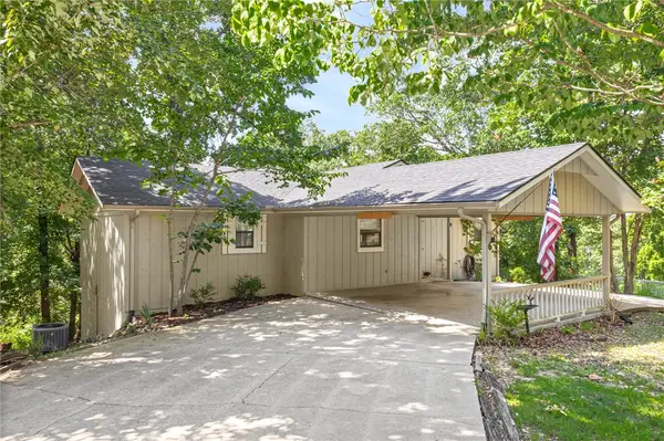 6 Kensington Drive, Bella Vista, AR 72715