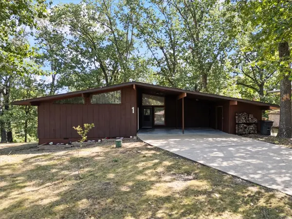 1 Orr Lane, Bella Vista, AR 72715