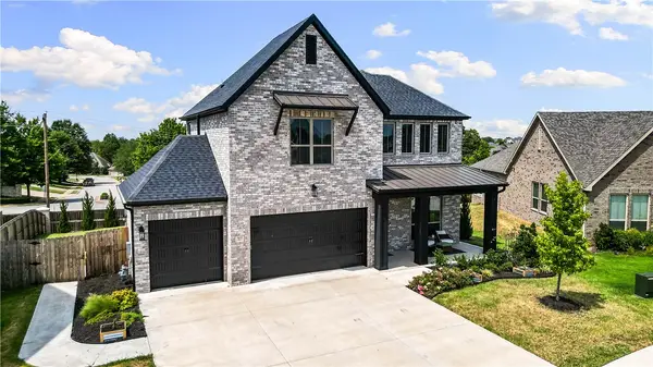 717 Cannon Cove, Cave Springs, AR 72718