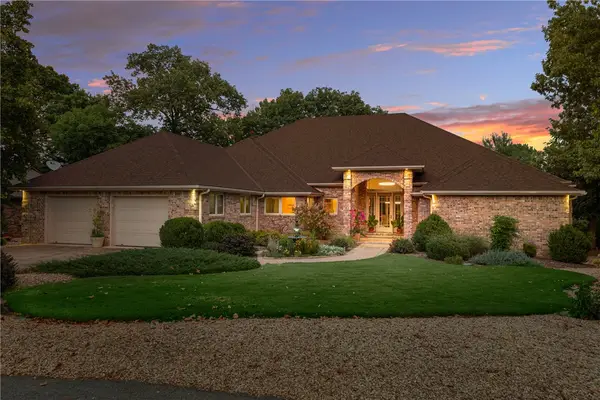 16 Ellwood Circle, Bella Vista, AR 72715