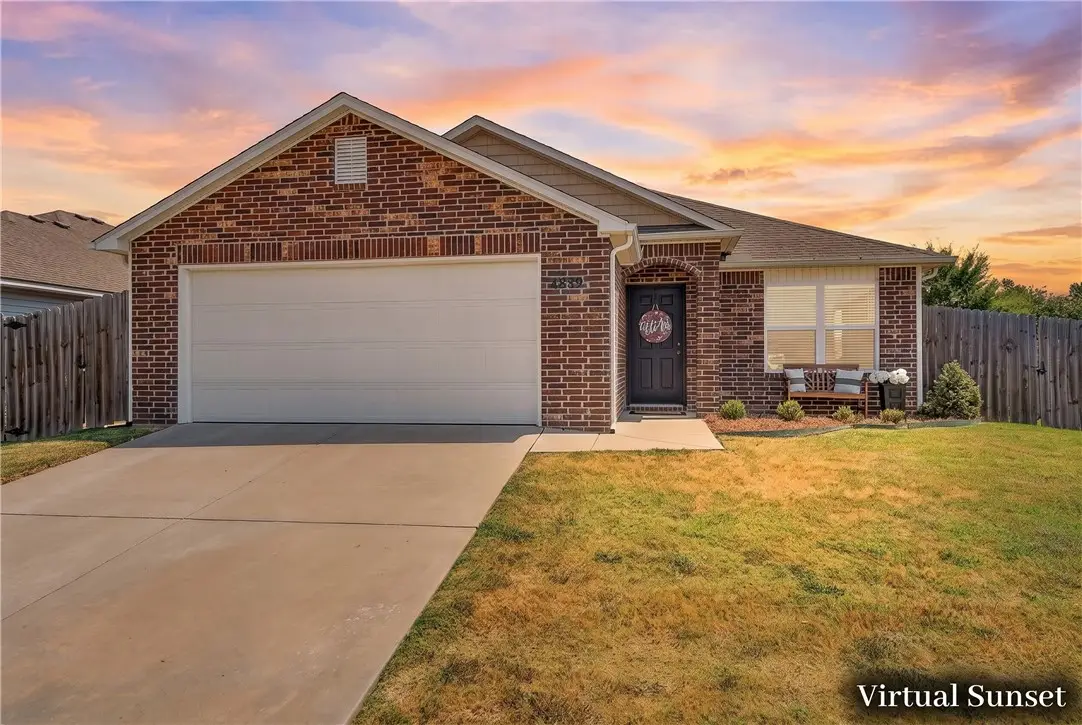 4889 W Hoover Loop, Fayetteville, AR 72704 - #1