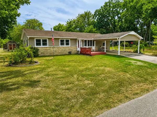 201 W 1st Street, Pineville, MO 64856