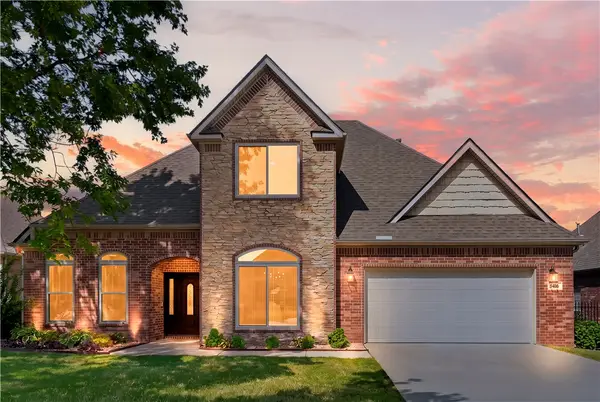 5416 Fireplace Drive, Rogers, AR 72758