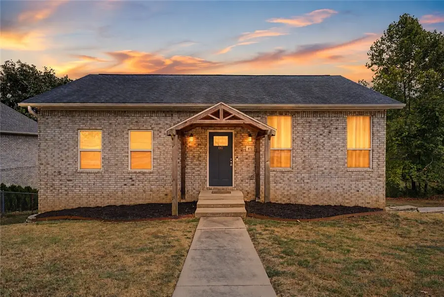 871 Foothills Drive, Fayetteville, AR 72701 - #2