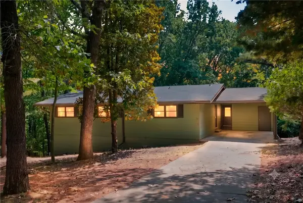 10 Longdon Lane, Bella Vista, AR 72714