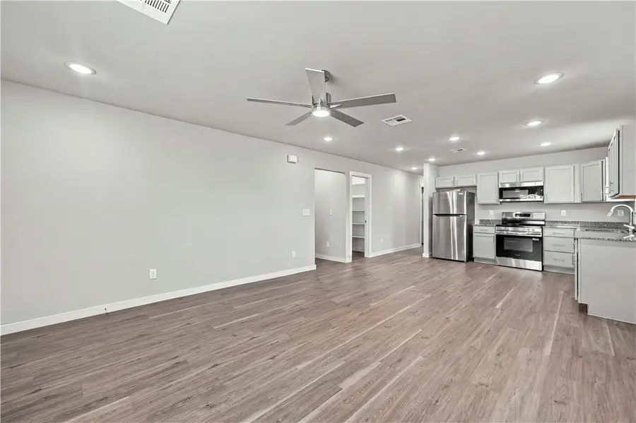 311 & 313 NW 65th Avenue, Bentonville, AR 72713 - #3