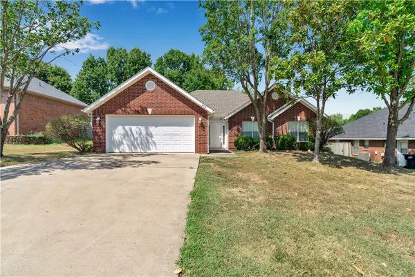 4906 Hawthorne Way, Springdale, AR 72762