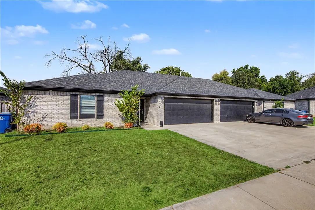 304 Tricha Circle #A & B, Gravette, AR 72736 - #1