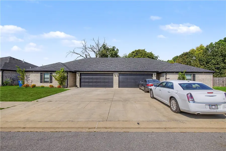 304 Tricha Circle #A & B, Gravette, AR 72736 - #3