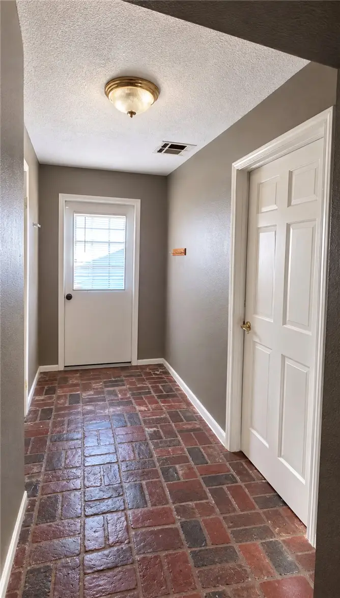 303 E North Street, Rogers, AR 72756 - #3