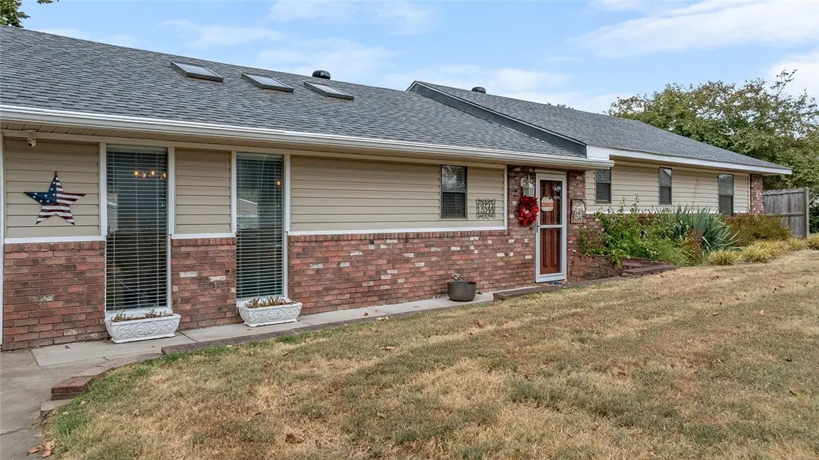 13544 Oak Park Drive, Siloam Springs, AR 72761 - #1