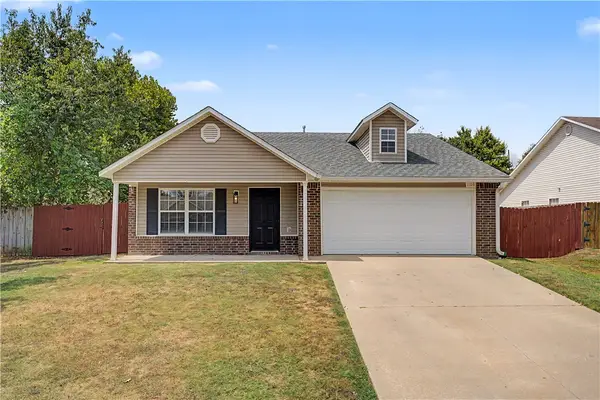 1103 S Nelson Drive, Fayetteville, AR 72701