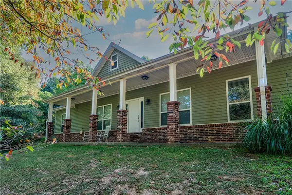 16500 Carney Road, West Fork, AR 72774