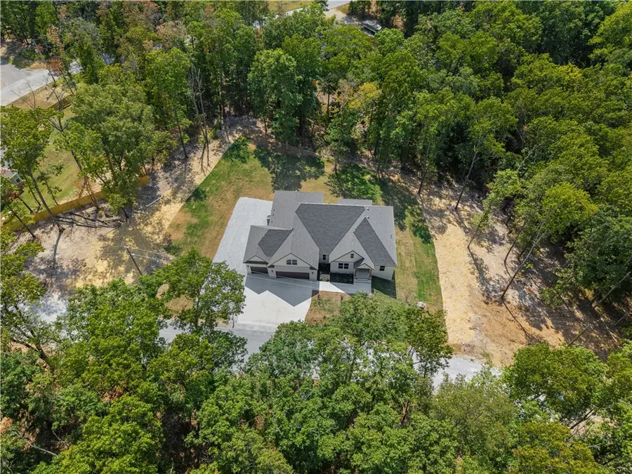 28 Kent Lane, Bella Vista, AR 72714 - #3