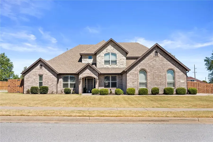1703 W Gilligan Avenue, Rogers, AR 72758 - #3