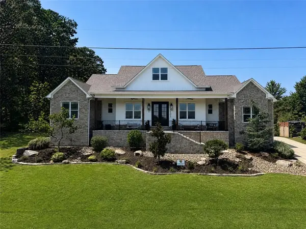 1009 Hilltop Drive, Russellville, AR 72802