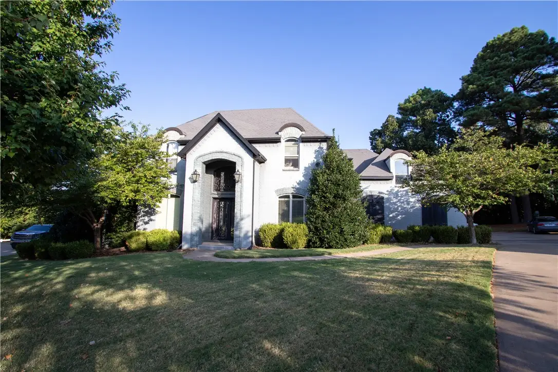 3243 N Blue Star Drive, Fayetteville, AR 72703 - #1