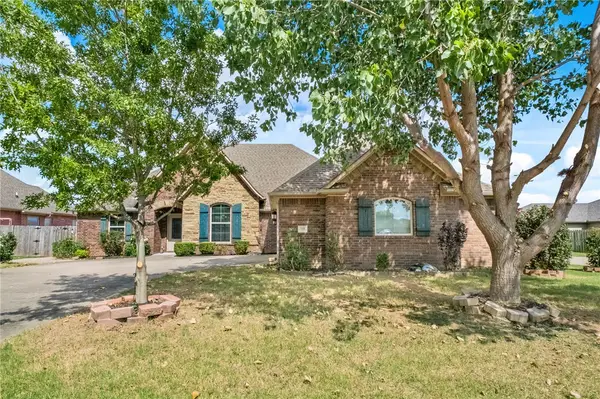 709 SW Barn Valley Road, Bentonville, AR 72712
