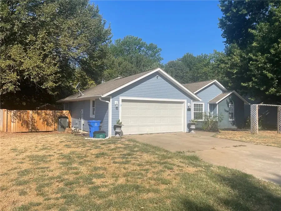 1147 N Fieldstone Avenue, Fayetteville, AR 72704 - #2