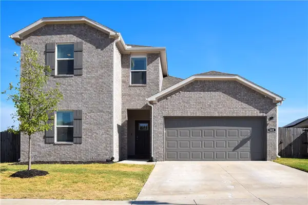 909 W Cottonwood Street, Rogers, AR 72758