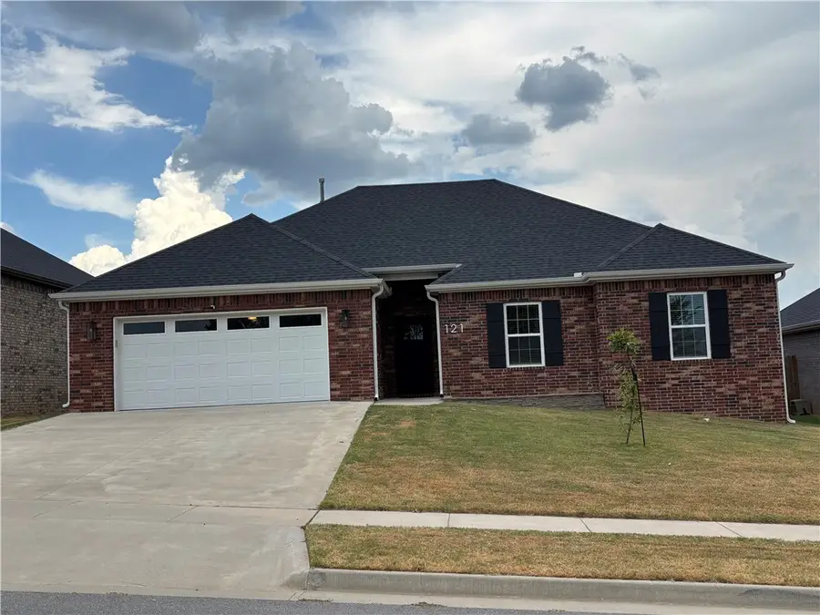 121 Magazine Street, Prairie Grove, AR 72753 - #3