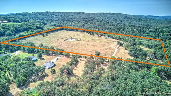 10153 Hogeye Fire Station Road, Fayetteville, AR 72701